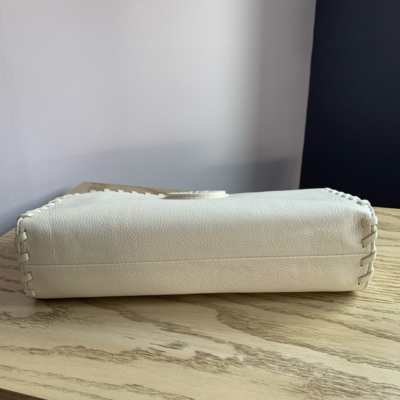 Authentic Tory Burch white whipstitch crossbody bag - Picture 10 of 11